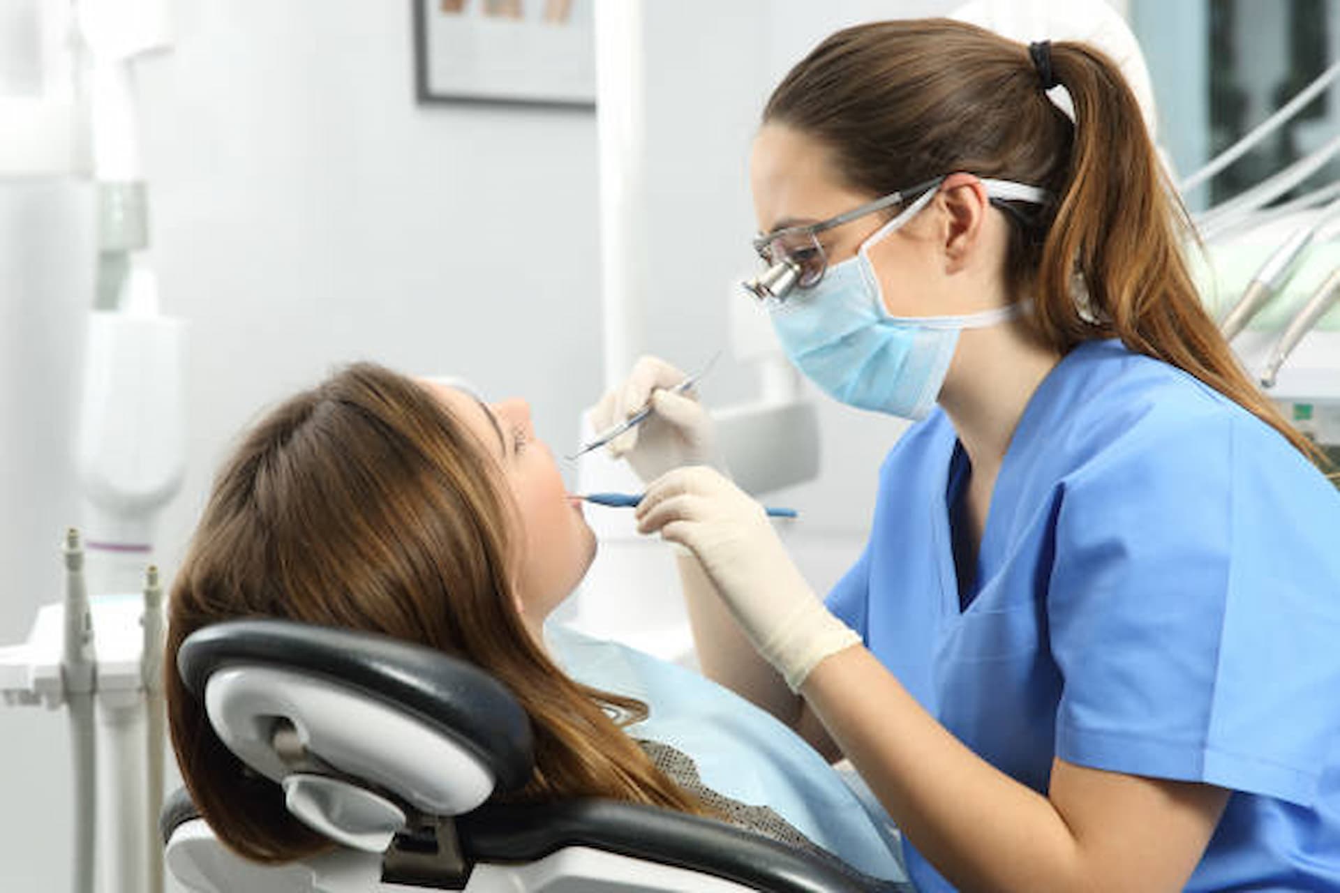 3 Reasons To Book A Dentist Appointment This Autumn